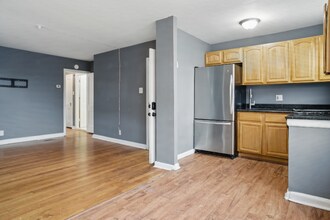1452 Hellerman St in Philadelphia, PA - Foto de edificio - Building Photo