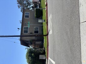 Winthrop in Alhambra, CA - Building Photo