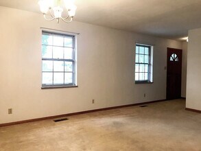 161 Louisiana Ave in Oak Ridge, TN - Building Photo - Building Photo