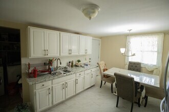 175 Chestnut Ave in Waterbury, CT - Building Photo - Building Photo