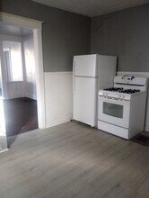 38 Frederick St, Unit 38 Frederick St in Binghamton, NY - Foto de edificio - Building Photo