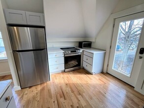 7 Lexington St-Unit -B in Framingham, MA - Building Photo - Building Photo