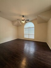 210 Rentz Pl Cir in Weatherford, TX - Foto de edificio - Building Photo