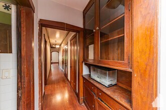 3310 W Armitage Ave, Unit 2E in Chicago, IL - Foto de edificio - Building Photo