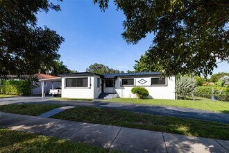 3401 SW 17th St in Miami, FL - Building Photo - Building Photo