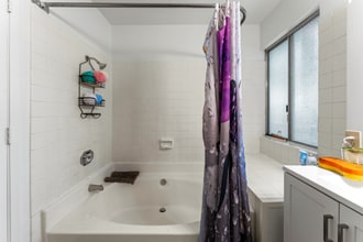 1130 Rudger Way in Sacramento, CA - Building Photo - Building Photo