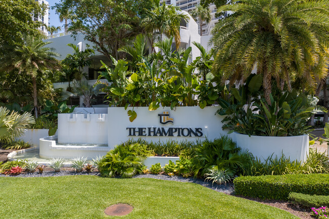 Hamptons West Condominium in Aventura, FL - Building Photo - Building Photo