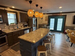 15504 Enid Dr in Austin, TX - Building Photo - Building Photo