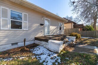 1013 S Josephine Boyd St in Greensboro, NC - Building Photo - Building Photo