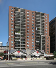 Montgomery Place in Toronto, ON - Building Photo - Building Photo