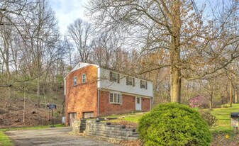 4974 Longview Ct in Murrysville, PA - Building Photo