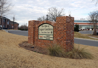 The Villas at Logan Gardens in Concord, NC - Building Photo - Building Photo