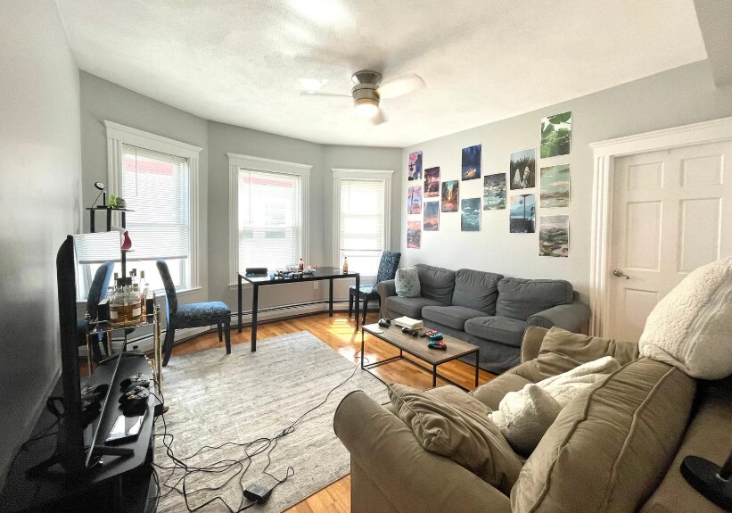 12 Berwick Rd in Medford, MA - Foto de edificio