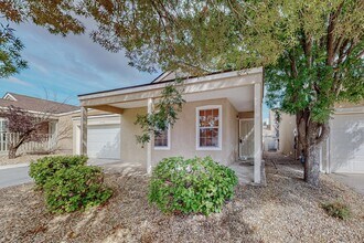 10728 Hatch Dr NW in Albuquerque, NM - Building Photo - Building Photo