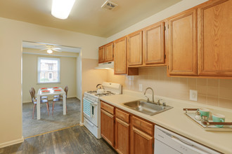 Kings Ridge in Baltimore, MD - Building Photo - Building Photo