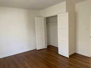 1023 E Spazier Ave in Burbank, CA - Building Photo - Building Photo