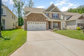 5473 Noble View Dr in High Point, NC - Building Photo - Building Photo