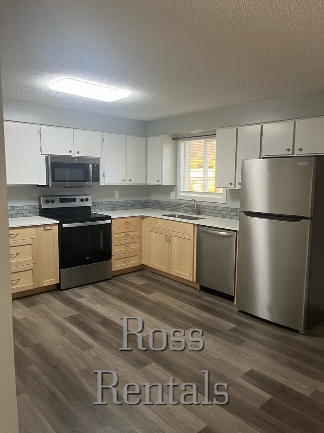 419 N 23rd Ave, Unit Unit B