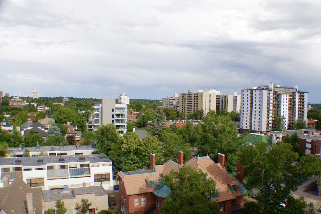 909 Logan St in Denver, CO - Building Photo