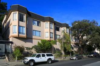 370 Monterey Blvd in San Francisco, CA - Building Photo - Building Photo