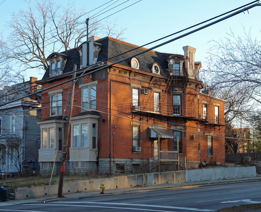 2616 May St in Cincinnati, OH - Building Photo