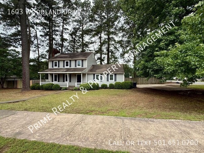 property at 1603 Woodland Dr