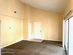 12171 Beach Blvd in Jacksonville, FL - Building Photo - Building Photo