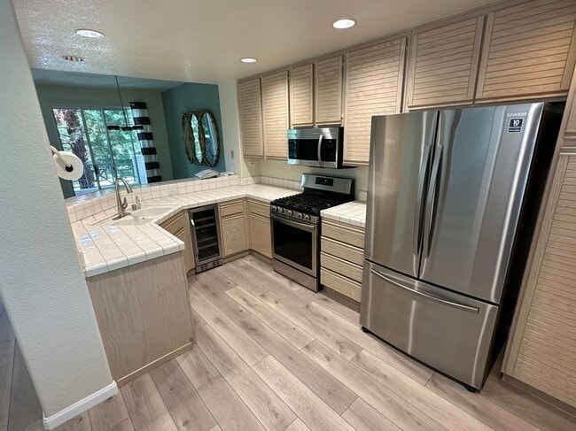 property at 450 Navaro Way