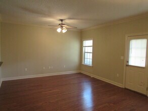 3400 Barack Obama Blvd in Valdosta, GA - Foto de edificio - Building Photo