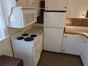 25 Waterway in North Kingstown, RI - Building Photo - Building Photo