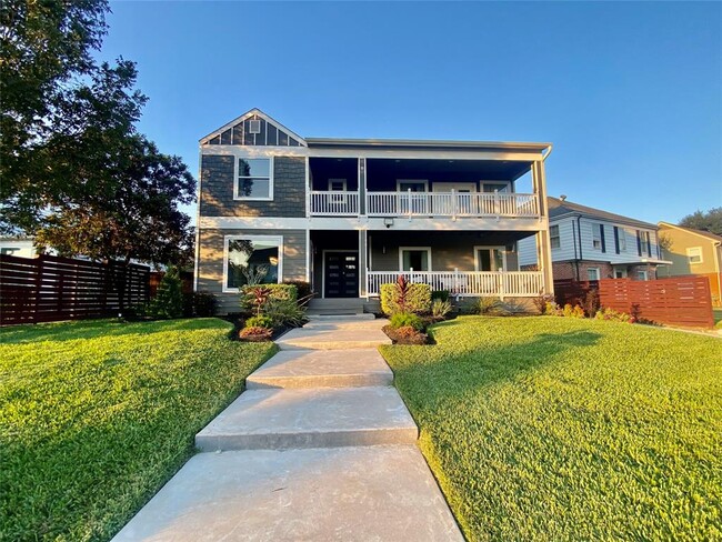 3359 Ozark St in Houston, TX - Building Photo - Building Photo