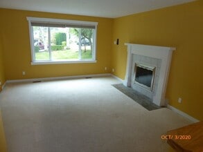 436 16th Ln in Kirkland, WA - Building Photo - Building Photo
