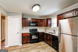 391 Charleston Ln in Lawrenceville, GA - Building Photo - Building Photo