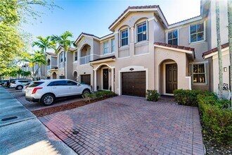 14968 SW 23rd Way in Miami, FL - Building Photo - Building Photo