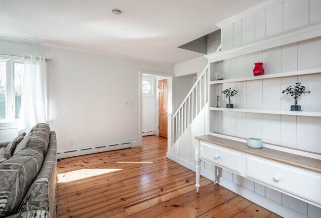 property at 94 Oakview Hwy