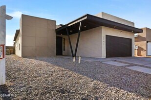 3741 Peak Pl in El Paso, TX - Building Photo