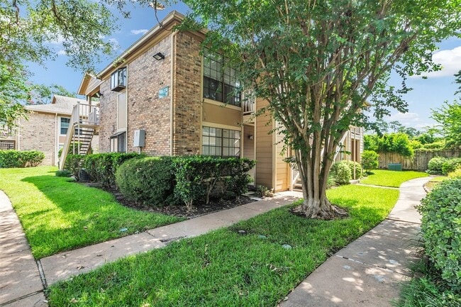 property at 1311 Antoine Dr