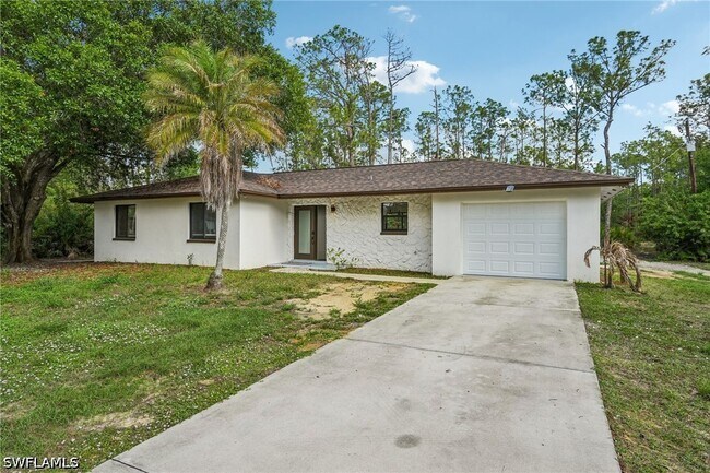1503 East 14th Street in Lehigh Acres, FL - Building Photo - Building Photo