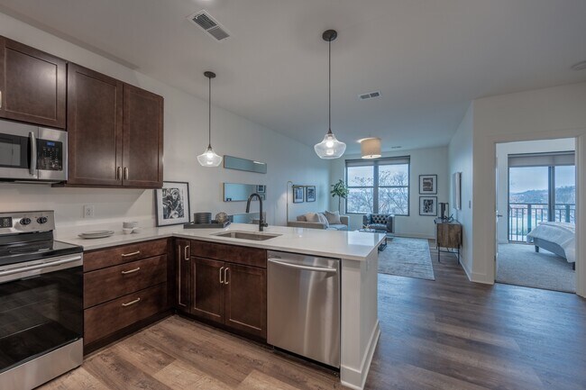 Adams Edge Apartments in Cincinnati, OH - Building Photo - Building Photo