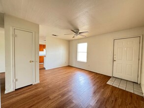 1904 Windward Dr in Killeen, TX - Foto de edificio - Building Photo