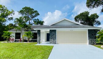 212 Trace Ct in Royal Palm Beach, FL - Building Photo