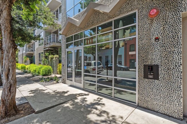 111 S De Lacey Ave in Pasadena, CA - Building Photo - Building Photo