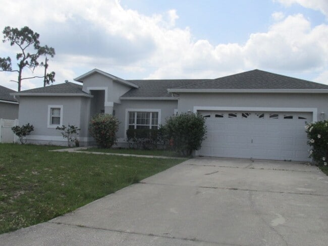 property at 1923 Myakka Ct