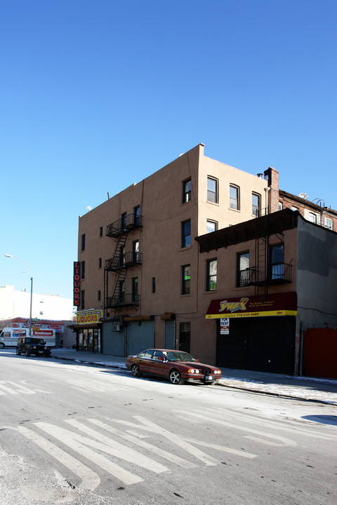 369 Nostrand Ave in Brooklyn, NY - Building Photo