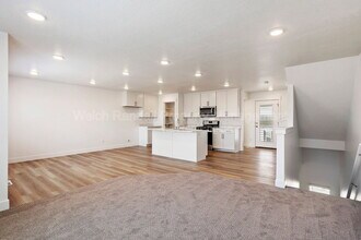 3102 N 1600 E in Layton, UT - Building Photo - Building Photo