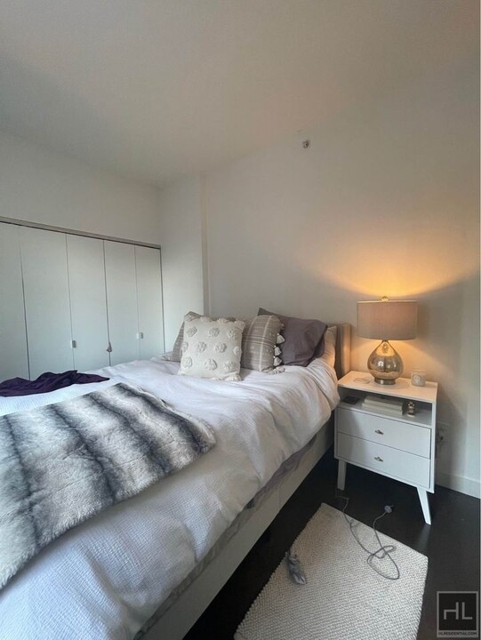 116 John St-Unit -3306 in New York, NY - Building Photo