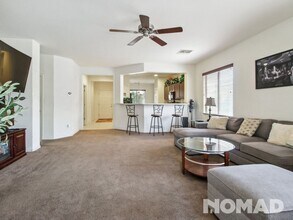 2611 W Fawn Dr in Phoenix, AZ - Building Photo - Building Photo