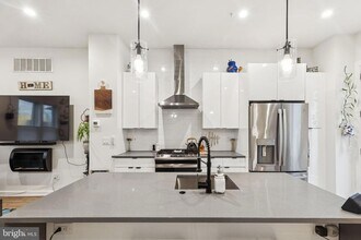 1341 S Hicks St in Philadelphia, PA - Building Photo - Building Photo