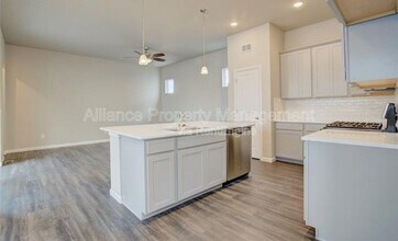 1168 Solitaire St in Colorado Springs, CO - Building Photo - Building Photo