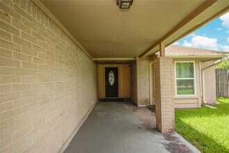 1411 Brickarbor Dr in Katy, TX - Building Photo - Building Photo